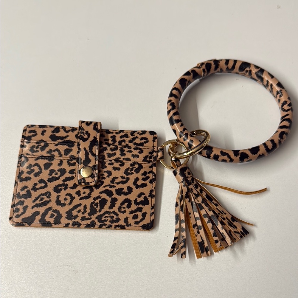 Leopard Print Card Holder with Keychain Bracelet